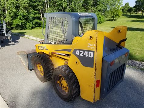 gehl sl 4240 skid steer for sale|used gehl rt105 for sale.